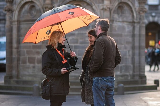 small-group-edinburgh-underground-vaults-historical-walk