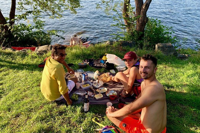 sunset-kayak-tour-in-central-stockholm-and-swedish-fika