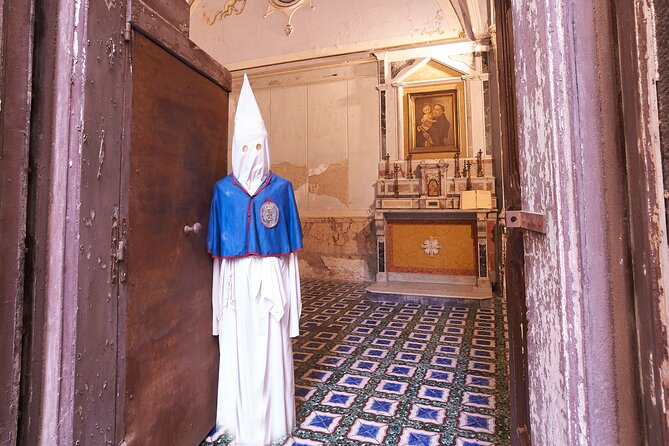 the-skull-with-the-ears-the-cult-of-the-dead-in-the-church-of-s-luciella