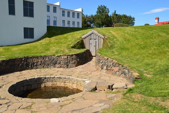 unique-west-iceland-and-krauma-spa-tour-by-minibus
