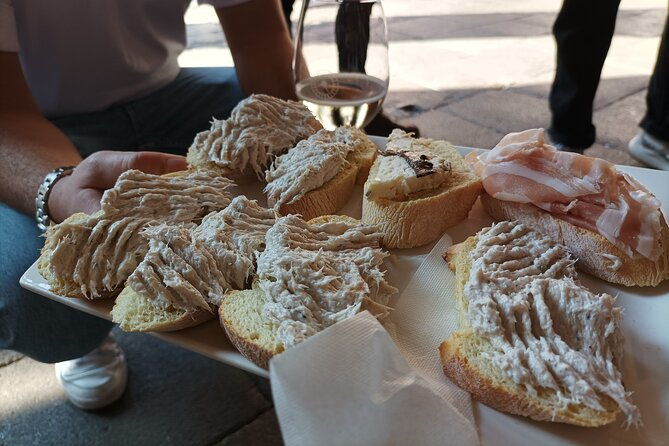 venice-bacaro-food-tour-eat-and-drink-like-a-venetian