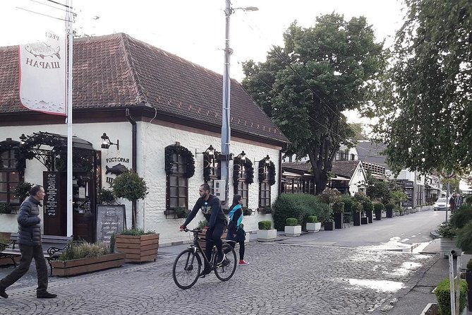 belgrade-sightseeing-by-car