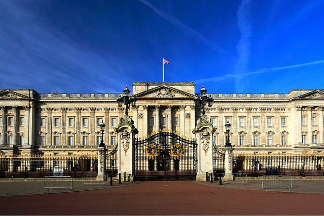 changing-of-the-guard-walking-tour-in-london
