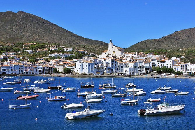 dali-museum-cadaques-small-group-tour-with-hotel-pick-up