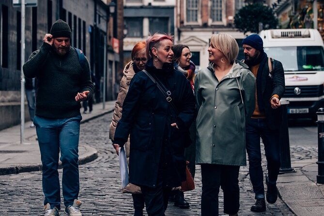 dublin-traditional-irish-3-course-meal-walking-tour-with-local