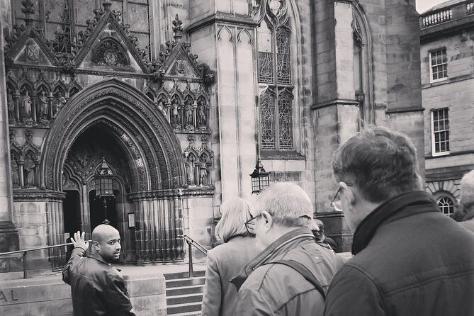 edinburgh-city-walking-tour-discover-old-town-royal-mile-with-a-local-expert