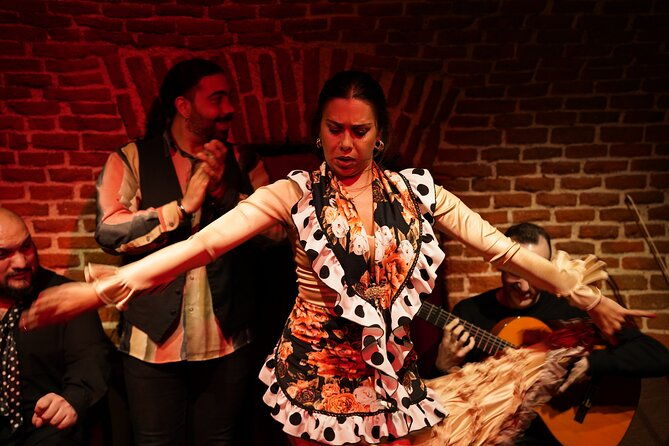 essential-flamenco-pure-flamenco-show-in-the-heart-of-madrid