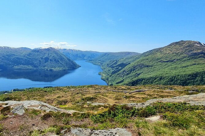 fjord-hiking-public-tour