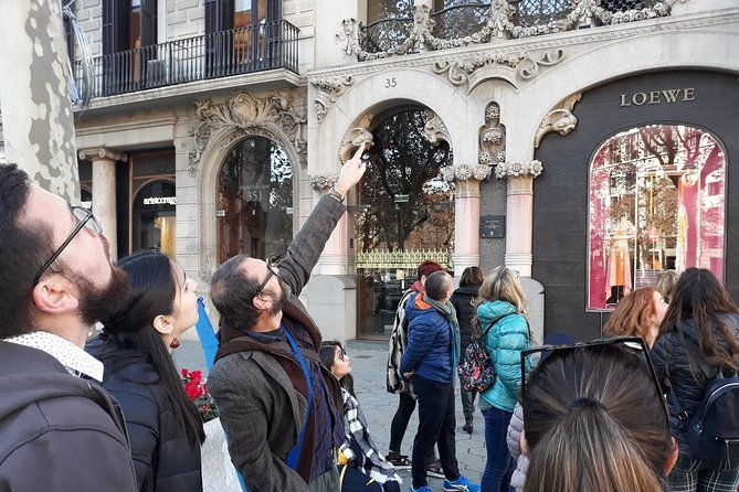 gaudi-and-modernism-private-walking-tour