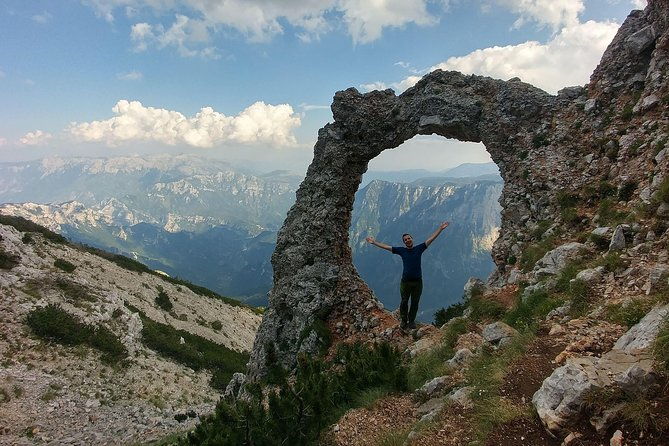 hiking-between-bosnia-and-herzegovina