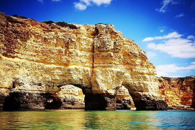 kayak-benagil-cave-in-a-small-group-with-1st-kayak-tour-company