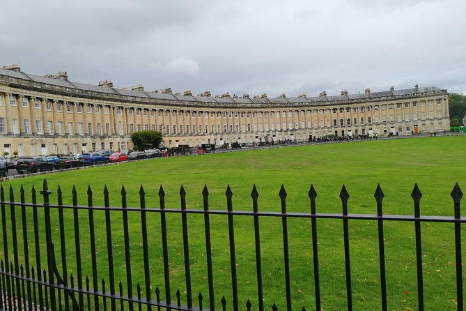 luxury-private-vehicle-day-hire-from-to-london-via-stonehenge-lacock-and-bath