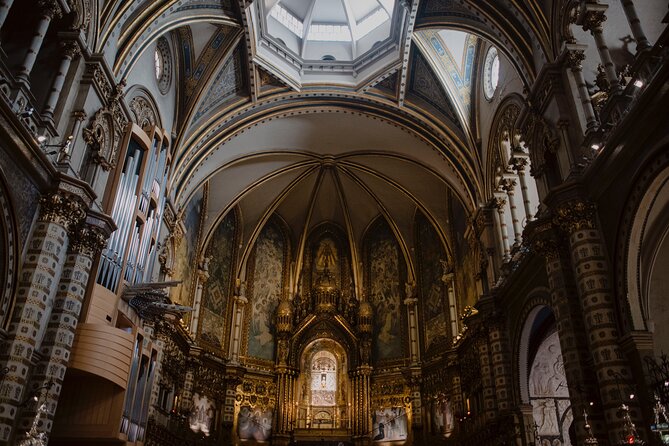montserrat-monastery-half-day-experience-from-barcelona