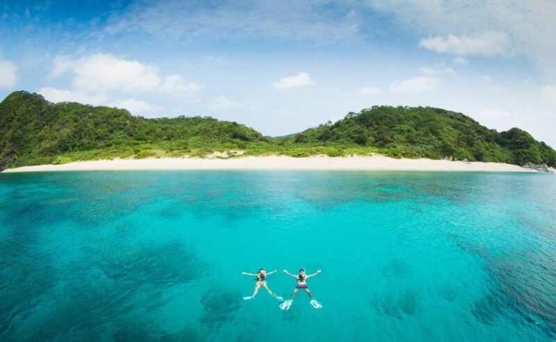 naha-okinawa-keramas-island-snorkeling-day-trip-with-lunch