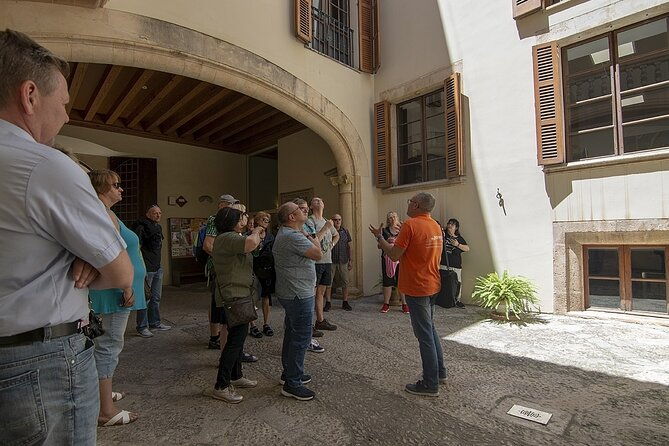 private-tour-palma-de-mallorca-old-town