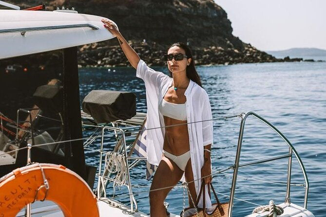 santorini-oia-private-sunset-catamaran-cruise-with-bbq-drinks