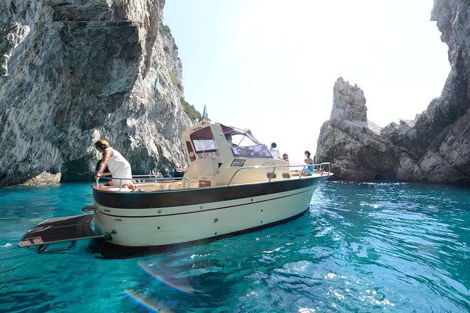small-group-capri-island-boat-ride-with-swimming-and-limoncello