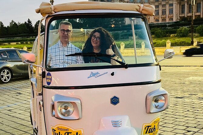 tuk-tuk-bucharest-private-tour-unique-experience