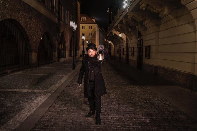 walking-night-tour-ghost-stories-and-legends-of-pragues-old-town