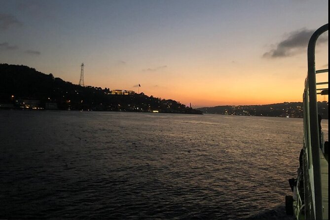 3-hours-bosphorus-boat-cruise-with-stop-in-asia-side