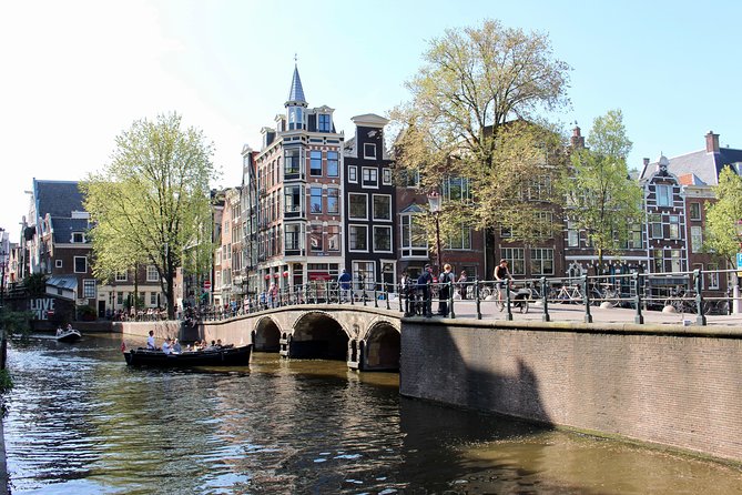 amsterdam-canal-cruise-on-a-small-open-boat-max-12-guests