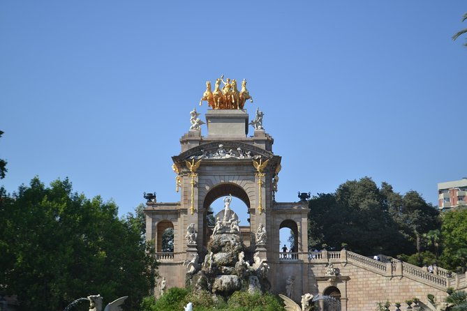barcelona-city-bike-tour-highlights-and-hidden-gems