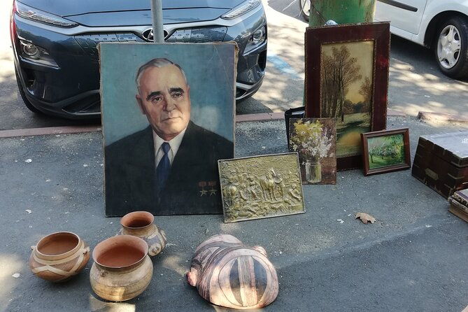 contrasts-of-communism-small-group-walking-tour-in-bucharest