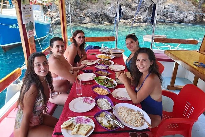daily-boat-trip