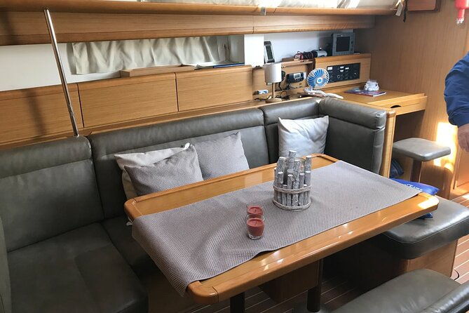 daily-excursion-by-dinghy-to-the-maddalena-archipelago