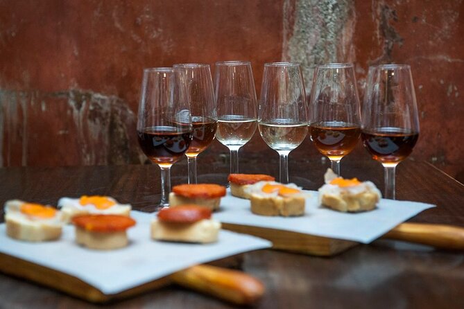 devour-seville-tapas-wine-history-small-group-tour