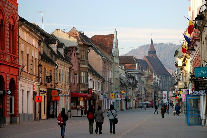 draculas-castle-peles-castle-and-brasov-day-trip-from-bucharest