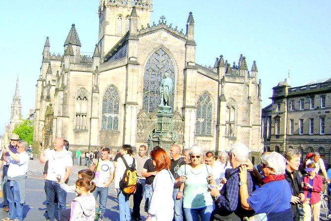 edinburgh-city-walking-tour-discover-old-town-royal-mile-with-a-local-expert