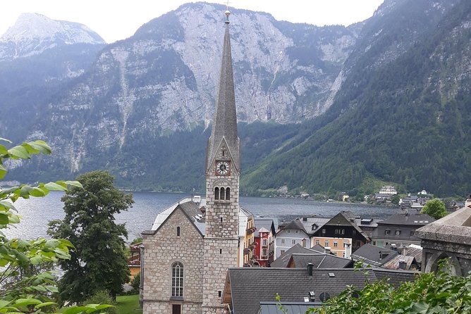 hallstatt-day-trip-from-vienna-with-skywalk