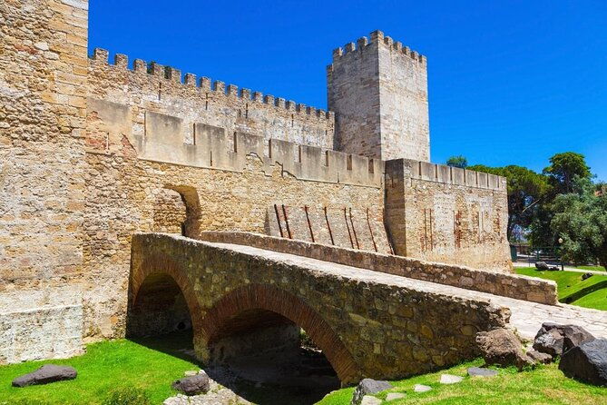 lisbon-private-walking-food-tour-with-secret-food-tours