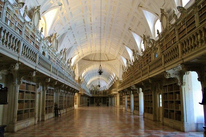 obidos-historic-village-and-mafra-palace-private-tour