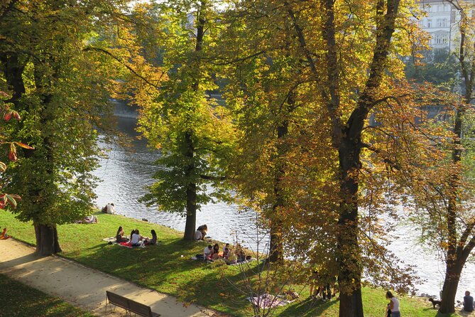 prague-literary-historical-tours-comprehensive-route