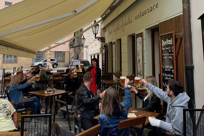 pubs-of-prague-historic-tour-with-drinks-included