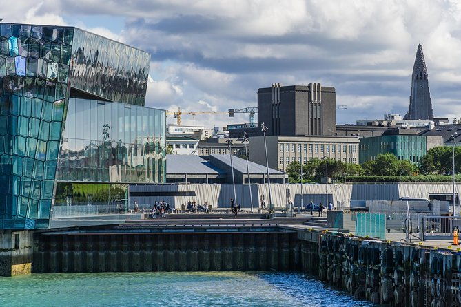 reykjavik-walking-tour-walk-with-a-viking