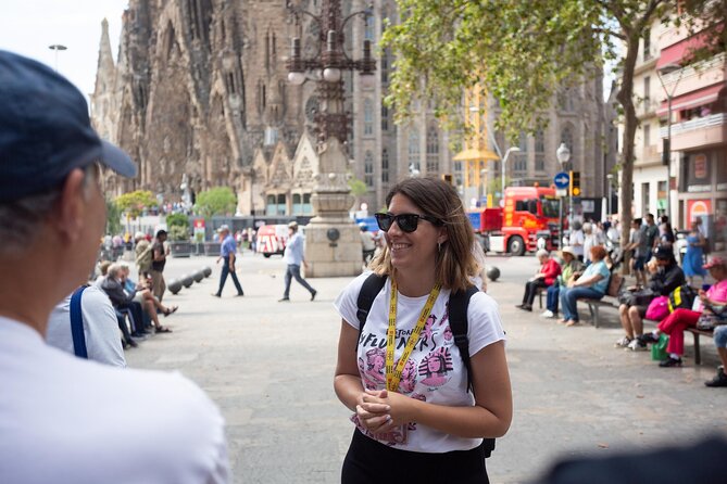 sagrada-familia-guided-tour-with-skip-the-line-ticket