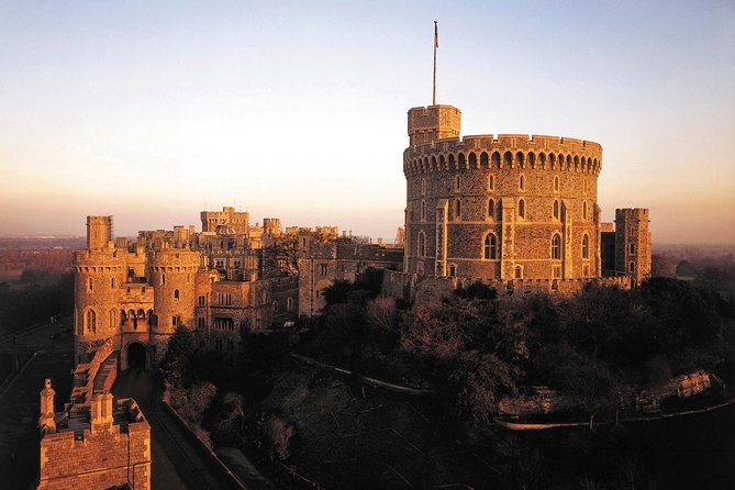 stonehenge-windsor-castle-and-bath-day-trip-from-london