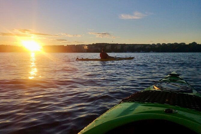 sunset-kayak-tour-in-central-stockholm-and-swedish-fika