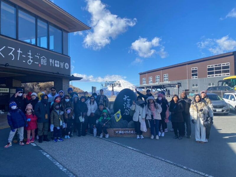 tokyo-hakone-fuji-day-tour-w-cruise-cable-car-volcano