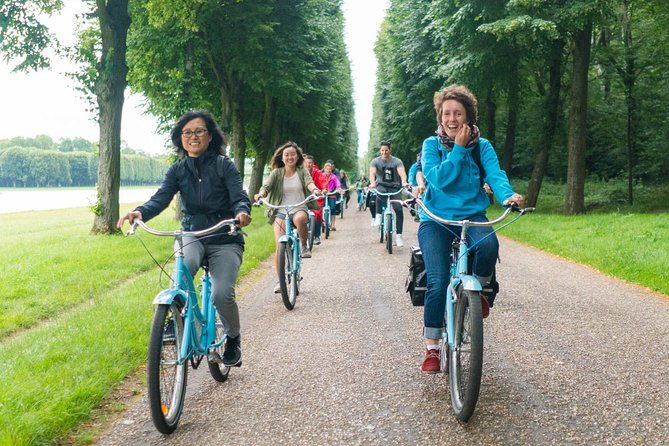 versailles-domain-bike-tour-with-palace-and-trianon-estate-access