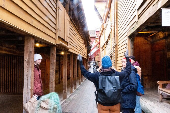 walking-tour-in-bergen-of-the-past-and-present
