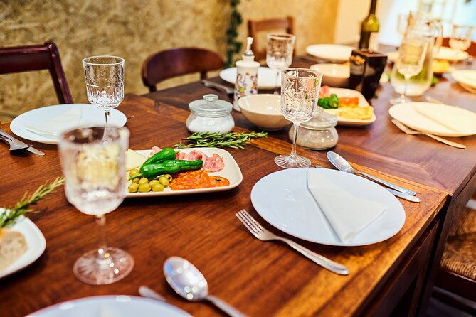 barcelona-cooking-class-market-tapas-sangria-paella-workshop