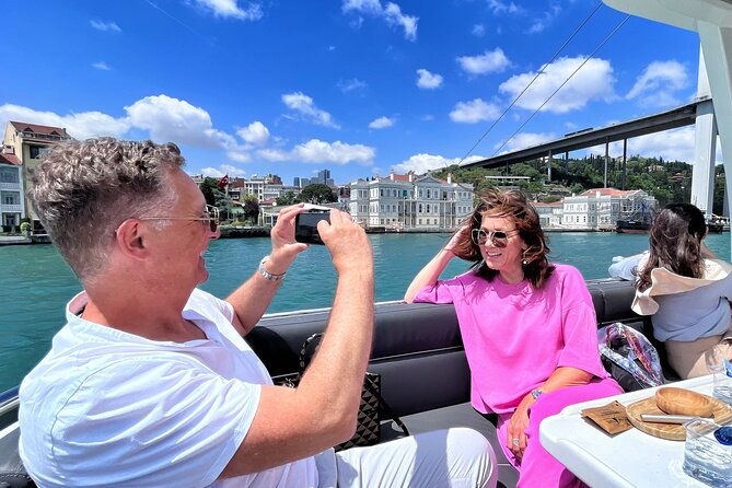 bosphorus-yacht-cruise-with-stopover-on-the-asian-side-morning-or-afternoon