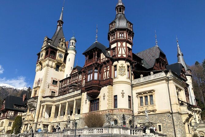 bucharest-to-dracula-castle-peles-castle-and-brasov-guided-tour