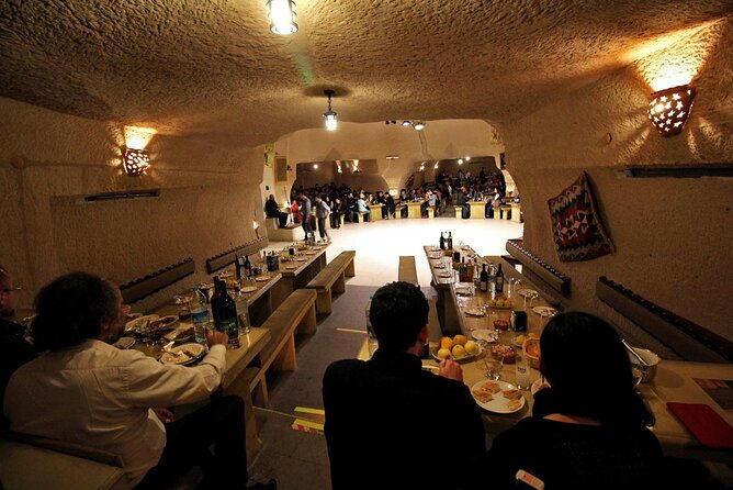 cappadocia-cave-restaurant-for-dinner-and-turkish-entertainments