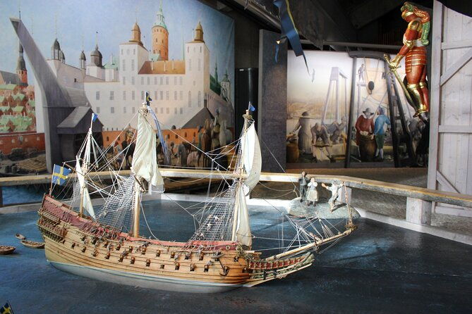 city-hall-old-town-vasa-museum-all-in-1-guided-experience