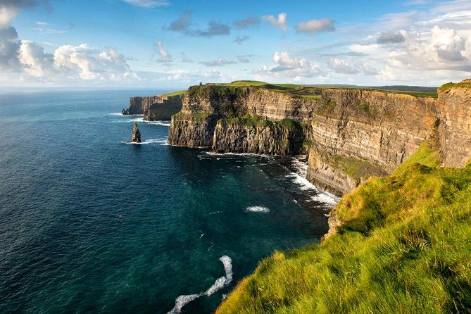 dublin-to-cliffs-of-moher-burren-wild-atlantic-way-galway-tour